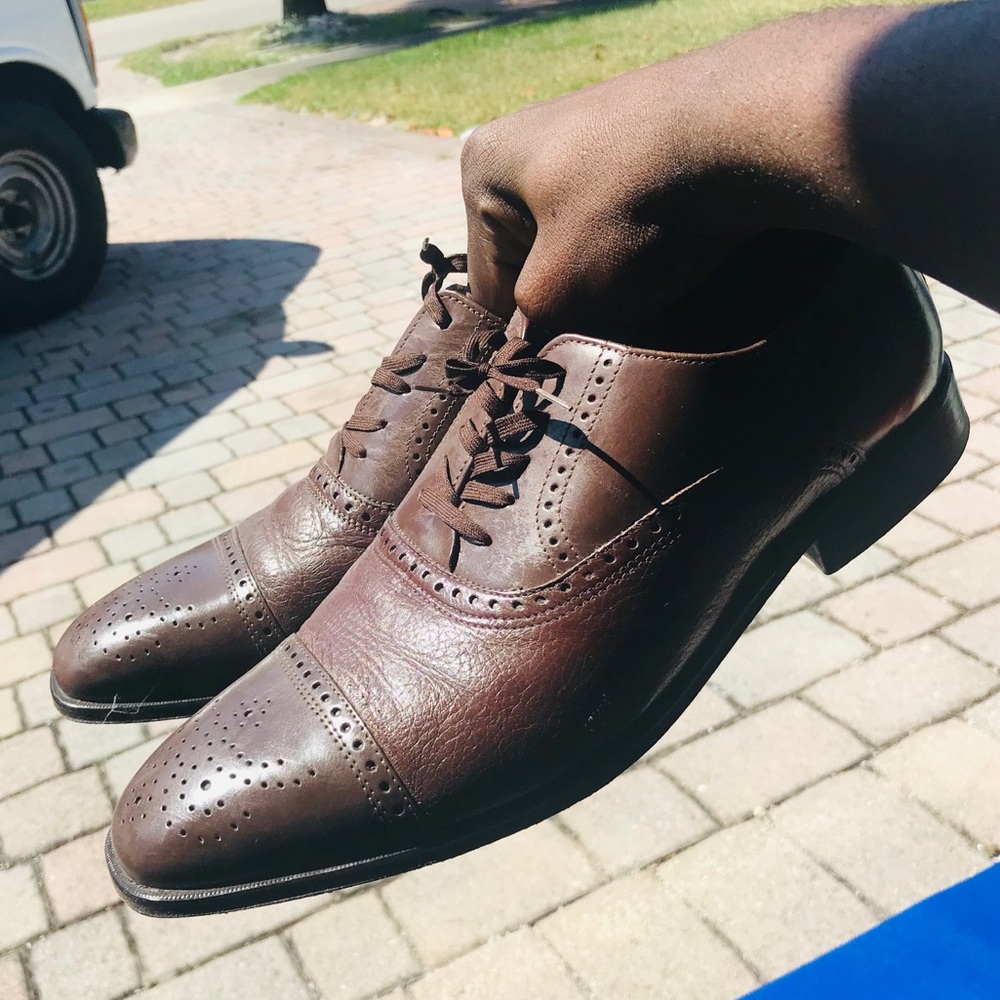 Florsheim Shoes 👞 - Picture 2 of 3